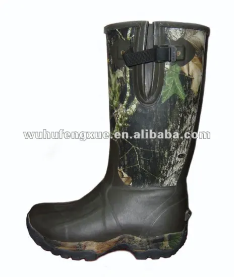 Camouflage hunting boots
