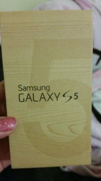 Brand New Samsung Galaxy S5 SM-G900F 16GB Charcoal black