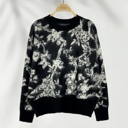 Cool Ink Wash Gradient Loose-Fitting Sweater