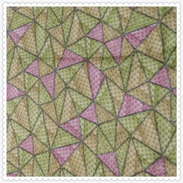 Triangle pattern printed polyester cloth with good price