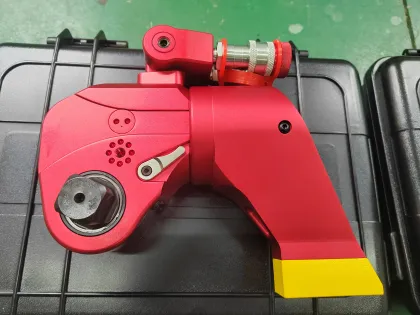 Hytorc Hydraulic Torque Wrench featuring 50mm Ratchet Link: Precision and Power in Fastening Solutions