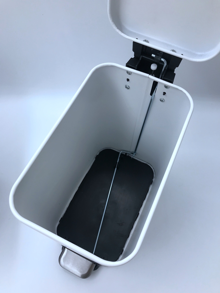 Soft Close Pedal Bin