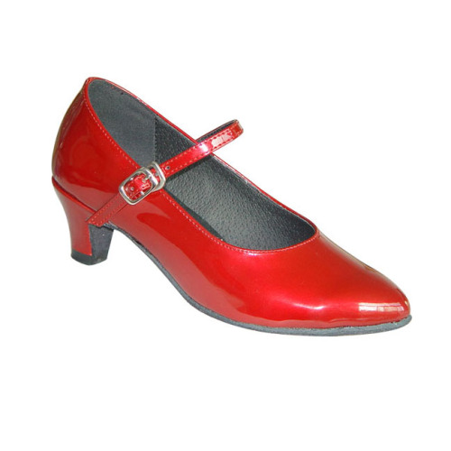 sepatu ballroom gadis merah