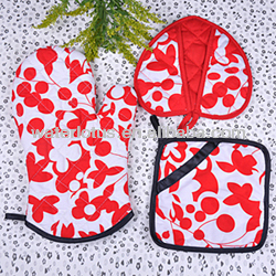 China supplier polyester oven gloves and mitts pot holder kitchen set