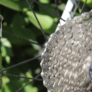 10 Speed Bicycle Chain 122 Links