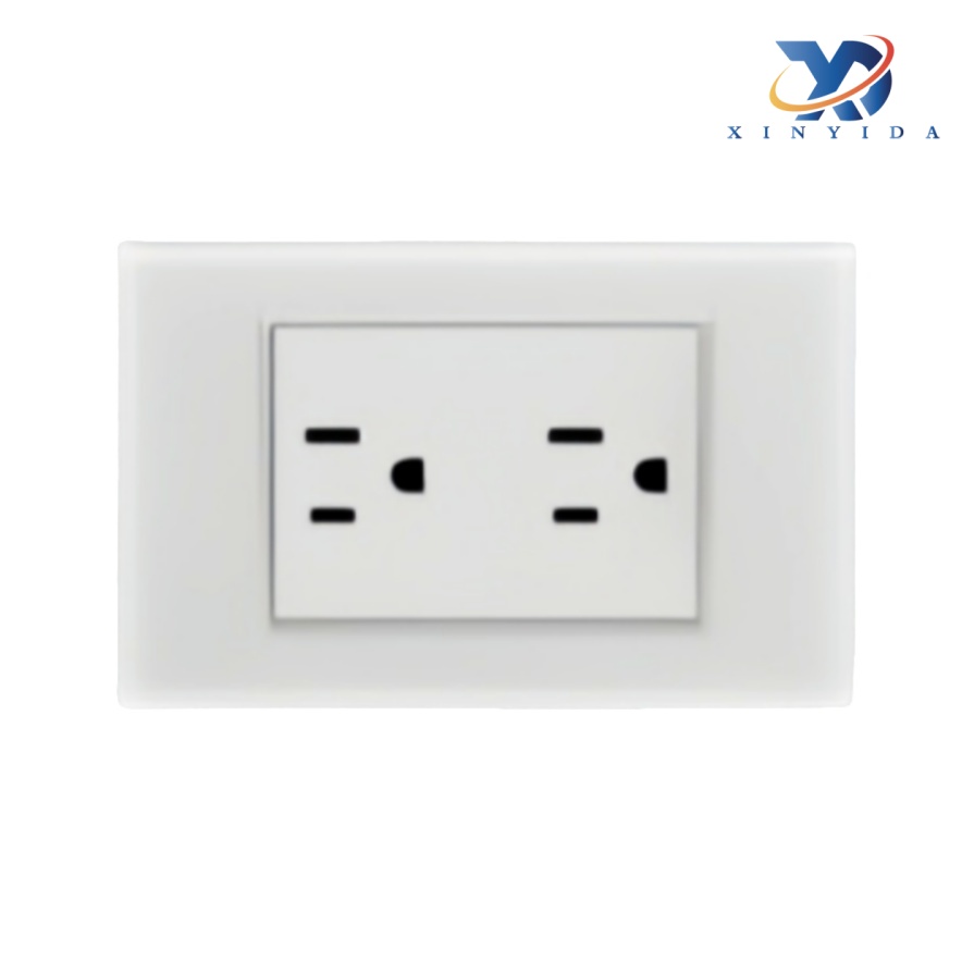 Soket suis dinding enam outet yang selesa