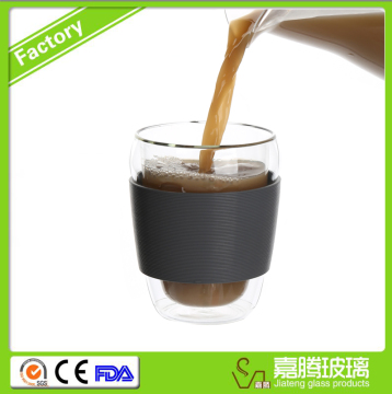 Hand Made 100 heat resistant glass cup with silicone lid