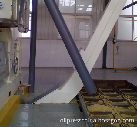 skimmer for corn oil mill