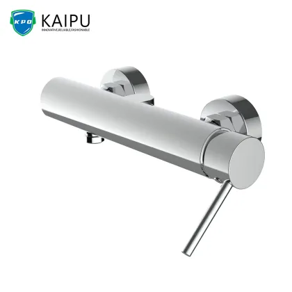 Hot and cold water mixing valve for shower