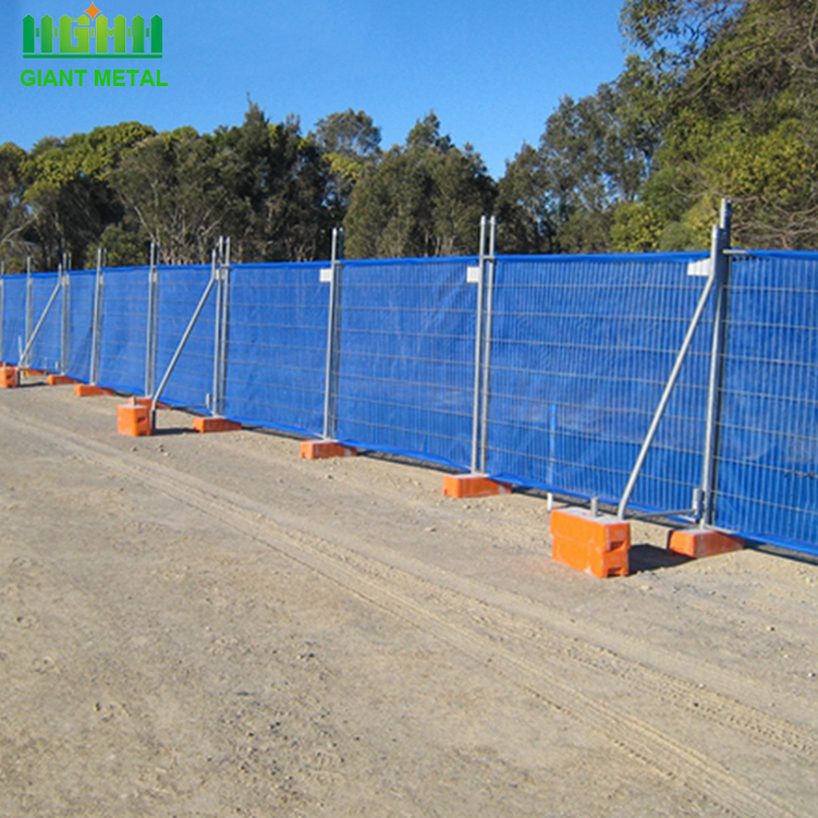 Removable hot-dipped galvanized temporary fencing