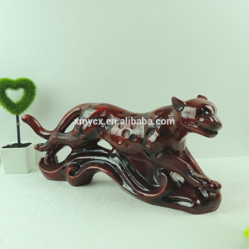 Vivid Resin Leopard Statue for Gifts and Souvenirs