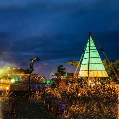 Influencer Tent with Lights: Outdoor Campsite Lantern Tent & Pyramid Tent