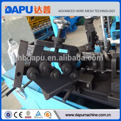 Factory automatic chainlink fencing mfg machine