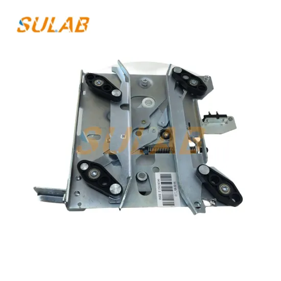 KN Elevator Door Components: Vane Door Knife, Small Door Knife with Lock for AMD R2, R5, R6, D7 Models - KM900650G13