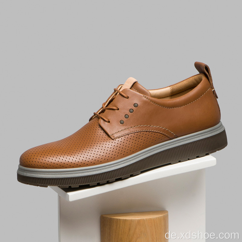 Perforierte Business Casual Herrenschuhe