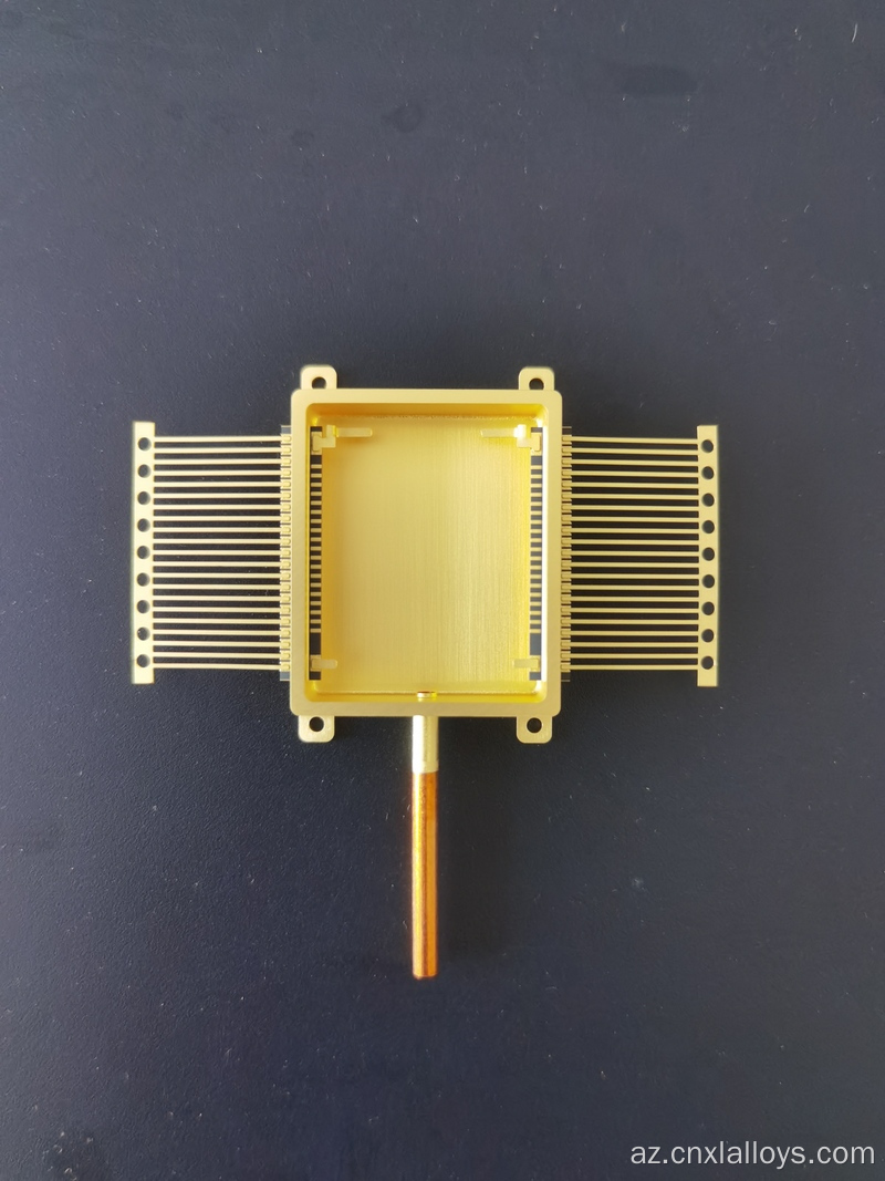 Elektron tətbiqlər üçün metallaşdırılmış keramika