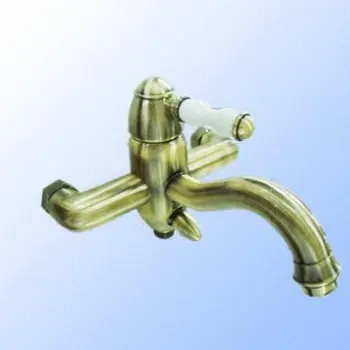 Bathtub Faucet, Combined with Hose and Shower Head, Made of Brass
