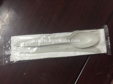 Biodegradable cornstarch tableware with napkin cutlery set