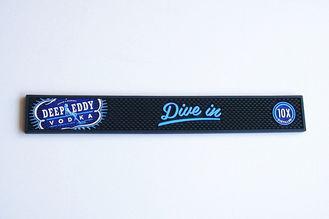 Customized black rectangle eco friendly soft pvc beer bar m