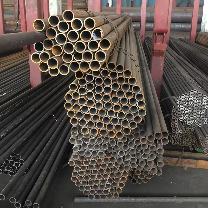 Seamless alloy steel pipes8