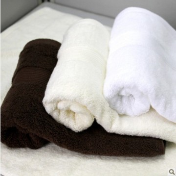 super big and thinkness face towel ,100% Pakistan cotton good water absorption face towel