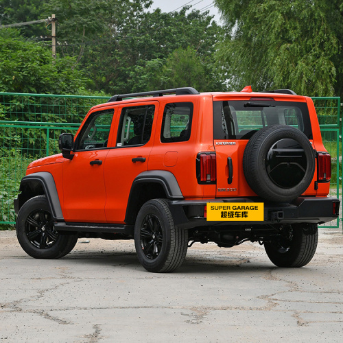 Cel mai popular Bonus de Anul Nou Offroad 5 locuri 4WD Big Tank 300 SUV hibrid pe benzină