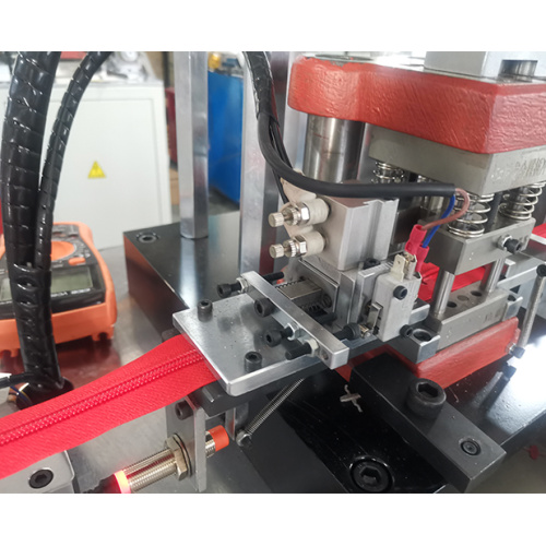 Open-End Nylon Zipper Hole Punching Machine