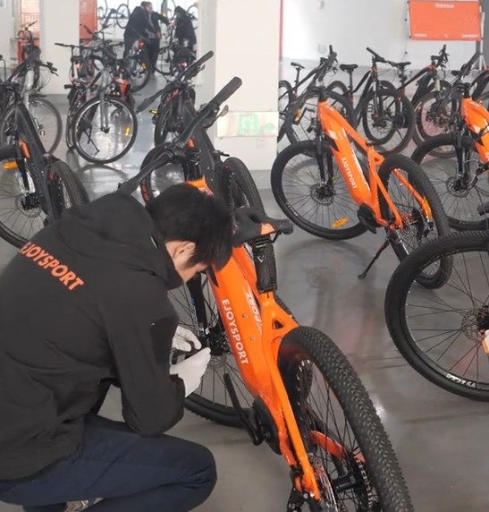 E Bike - Orange MC01