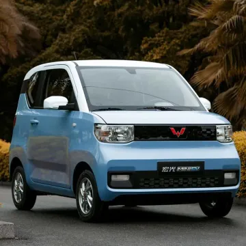 2022 Wuling Mini EV New Energy Electric Car Made in China High Quality Adult Driving Used Electric Car
