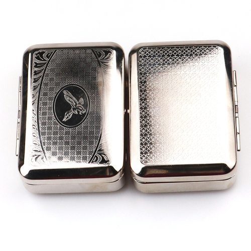 Factory direct 80mm square flip embossed carved metal cigarette case Men's portable cigarette box