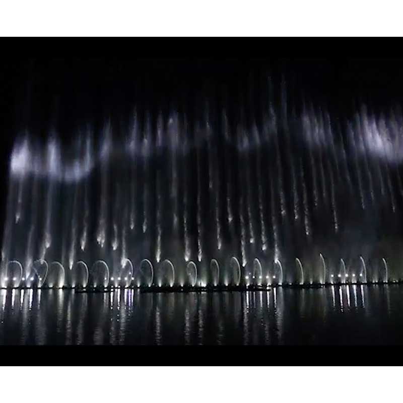 Beautiful Water Surface One Dimensional Water Music Fountain Show