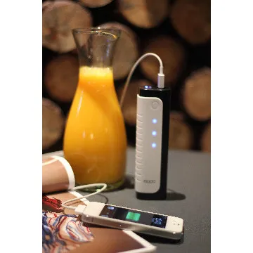 New Private mold hot sell 8800mAh power bank with Sumsang battery