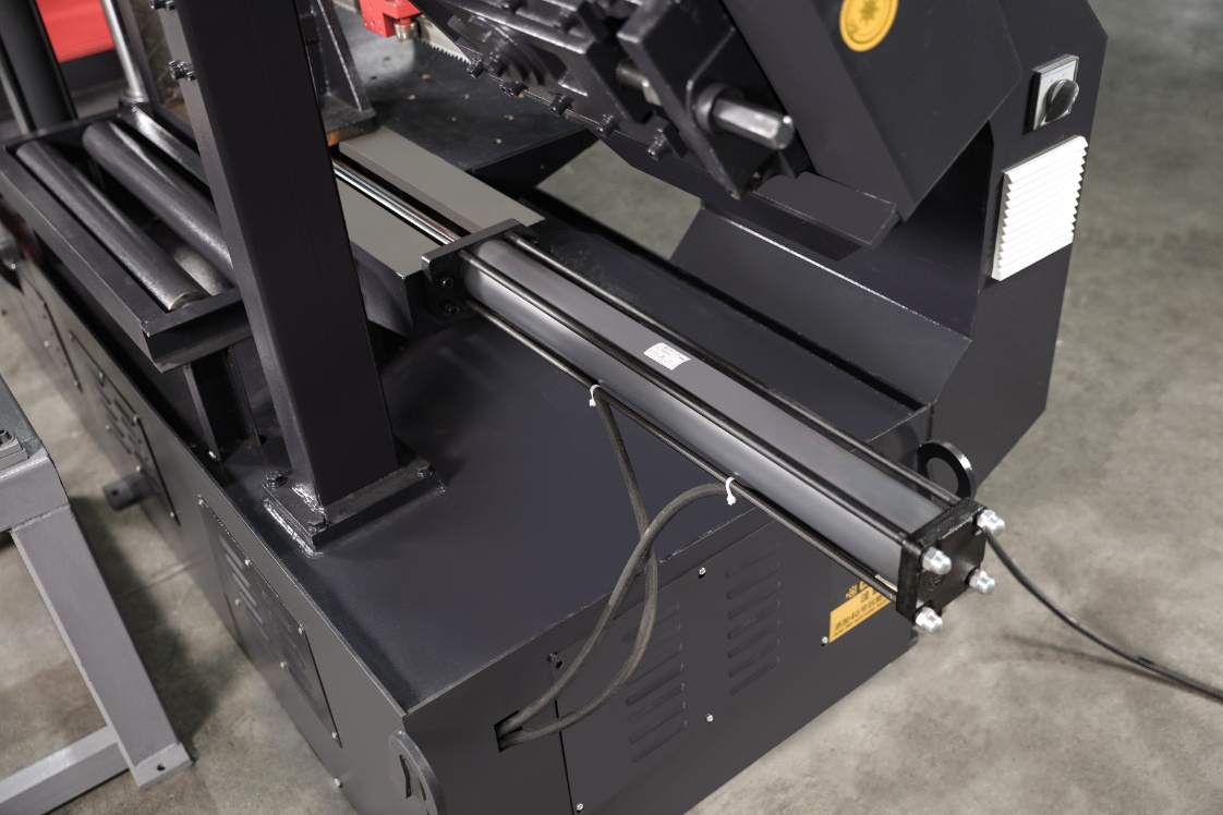 Metal Cutting Band Saw Machine