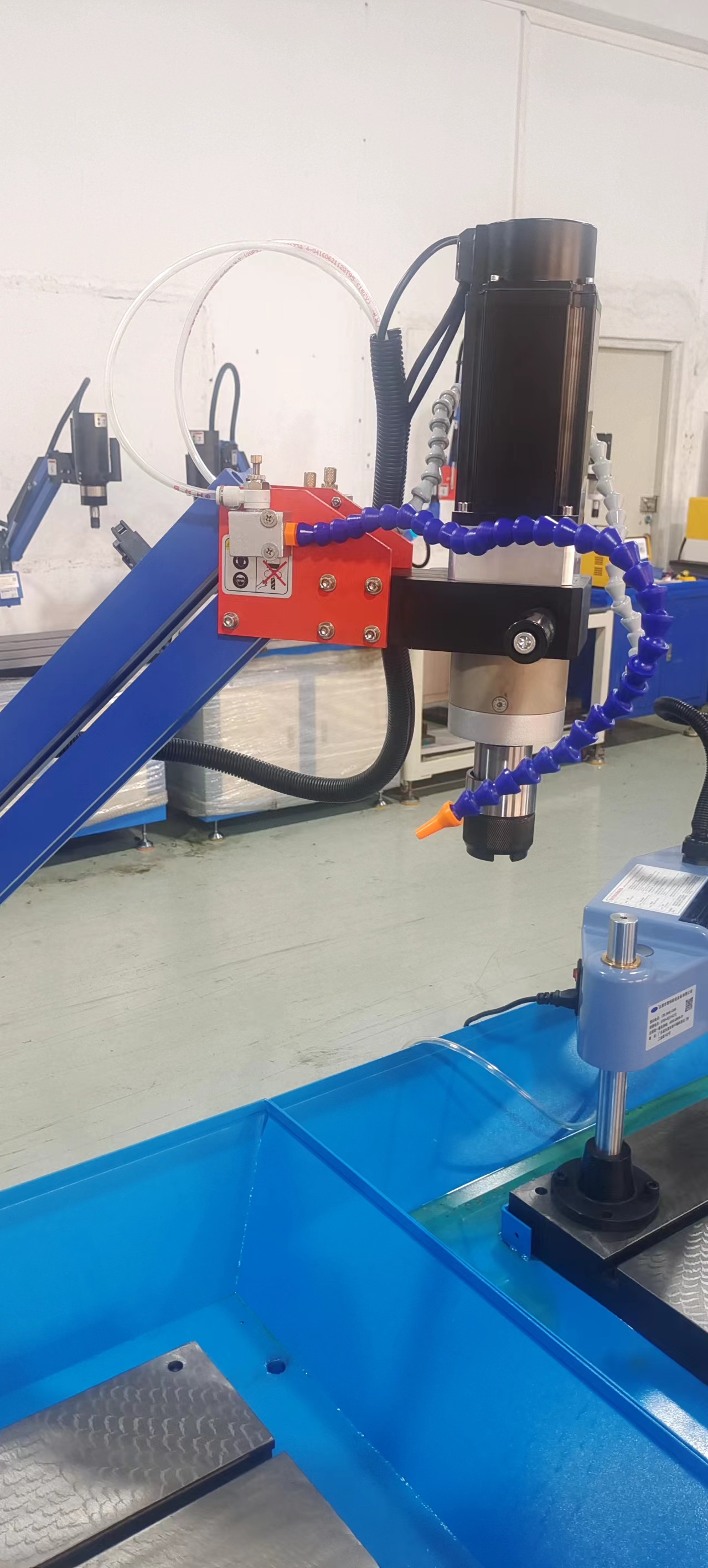 Servo electric tapping machine v series