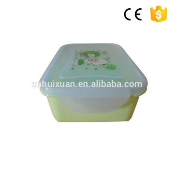 Plastic microwave lunch box