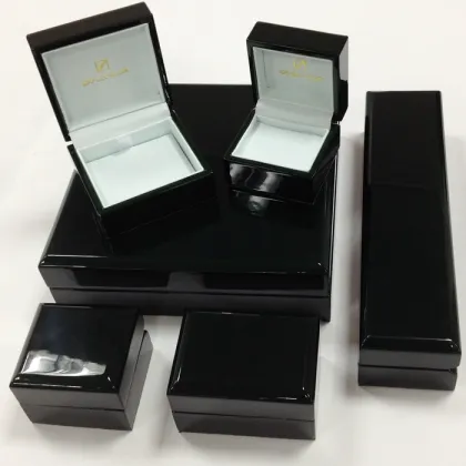 Brand Custom Wooden Gift Box For Jewelry Packaging