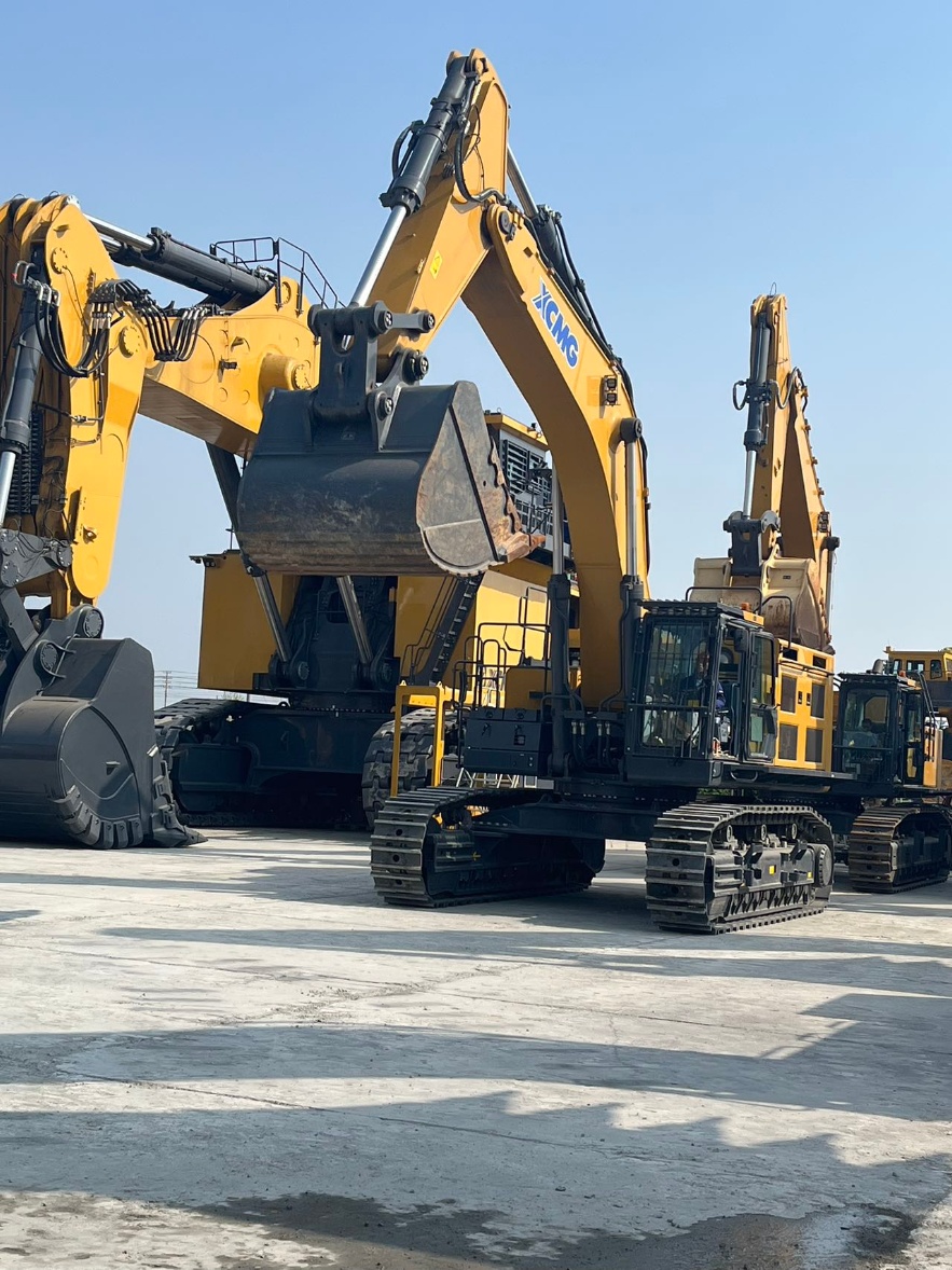 Used XCMG XE750G crawler excavator