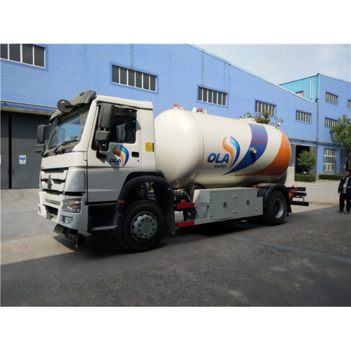 Xe tải chở dầu 8x2 4x2 LPG với máy bơm