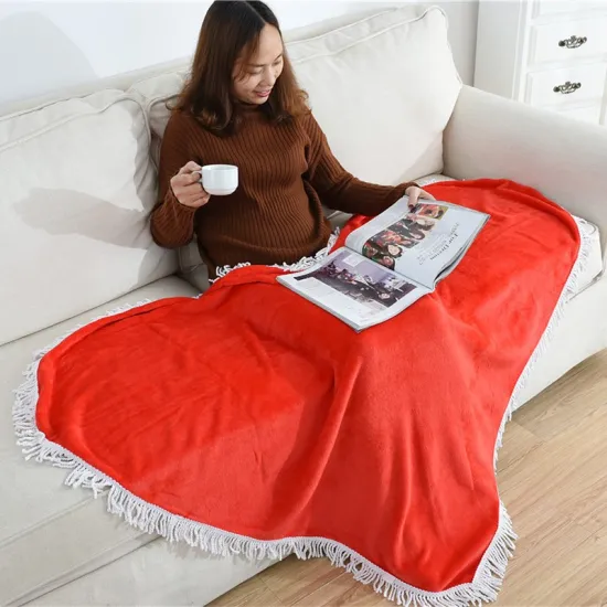 China Manufacturers Customized Personalized 100% polyester Flannel Blanket and Baby Fleece Heart-shaped Blanket