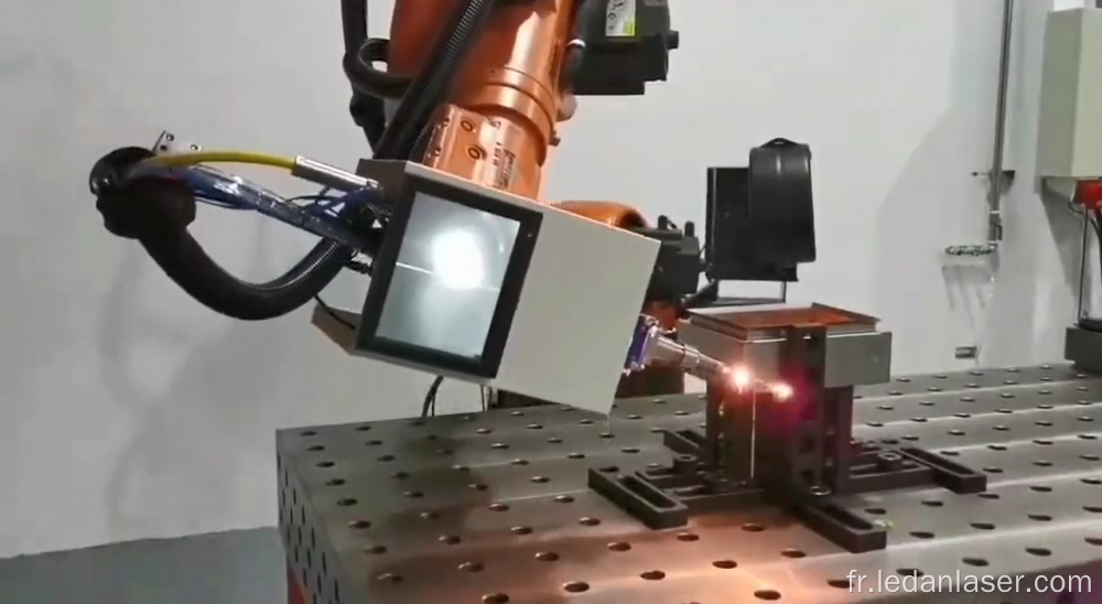 Machine de soudage laser en fibre 3D