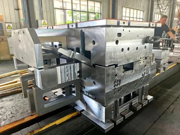 Precision Plastic Mold Base System