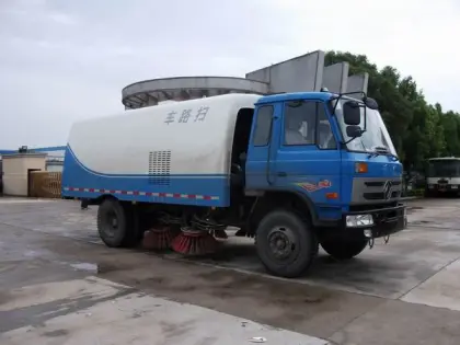Dongfeng sweeper airport sweeper