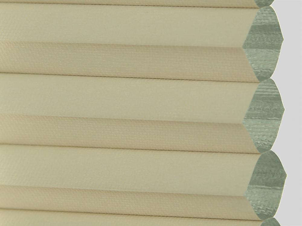 Heißverkaufs D-Form 100% Polyester Waben Blackout Blind