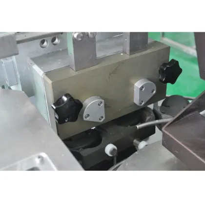 Industrial dumpling wonton empanada siaomai machine