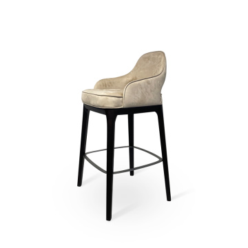 Appealing Top Quality Bar Chair