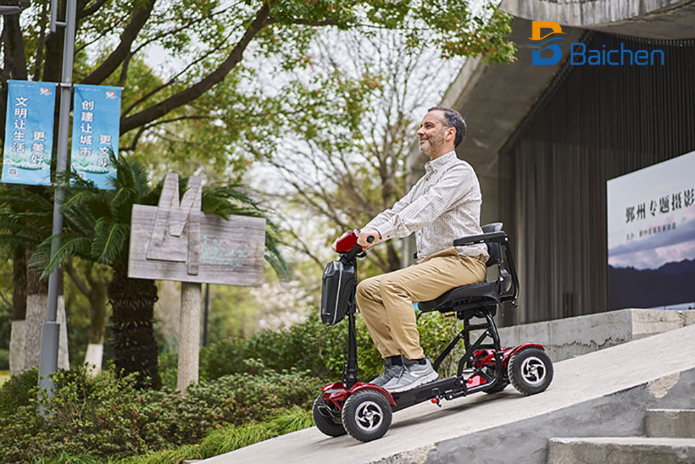Baichen Mobility 4 Wheel Electric Mobility Scooter สำหรับผู้ใหญ่ Baichen Mobility 4 Wheel Electric Mobility Scooter For Adults