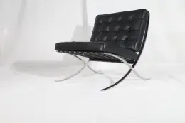Modern Furniture Black Leather Barcelona Chair Replica