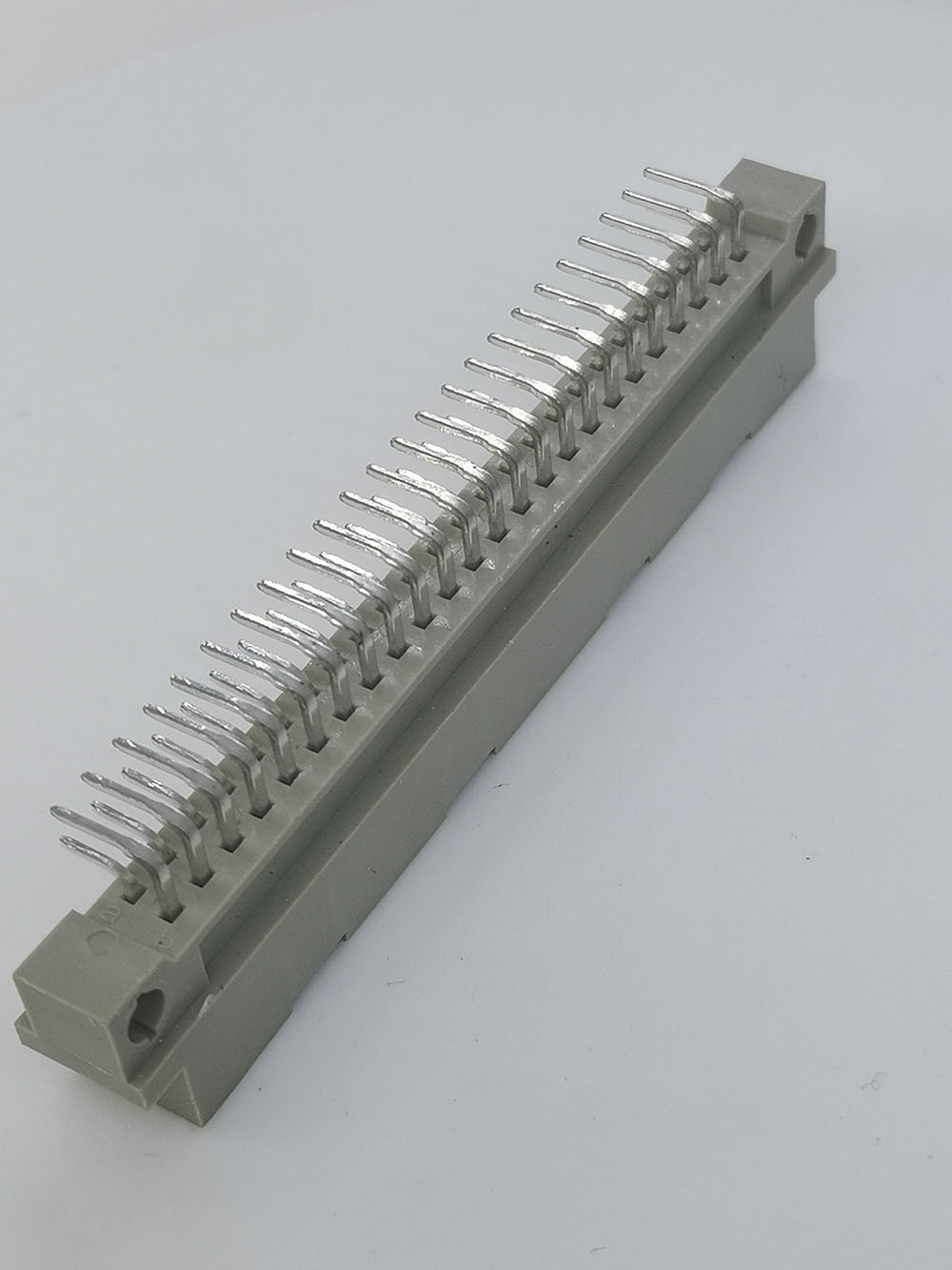 48Pin Right Angle Type B Male DIN41612 Connectors