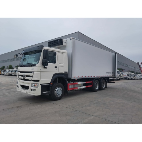 Howo Brand 3 Axles Camión de congelador de servicio pesado