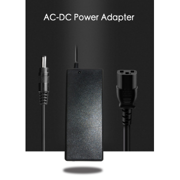 AC DC -adapter 18Volt 6,6amp voeding